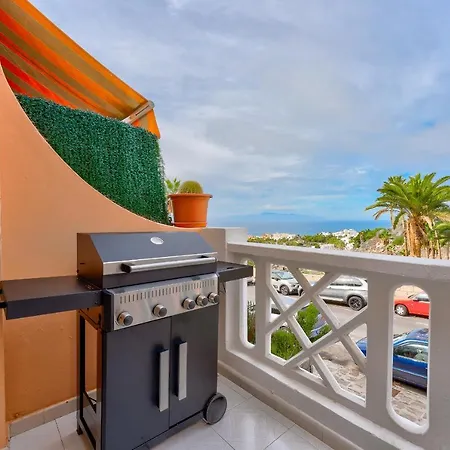 Big Terrace Apart With B-b-q In Las Americas Adeje דירה *